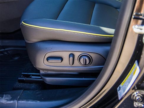 New 2026 Chevrolet TrailBlazer ACTIV image 25