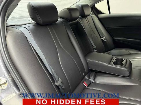 Used 2019 Acura ILX image 18