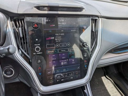 Used 2022 Subaru Outback Limited image 14