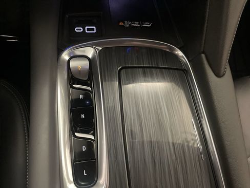 Used 2024 Buick Enclave Essence w/ LPO, Floor Liner Package FWD image 10