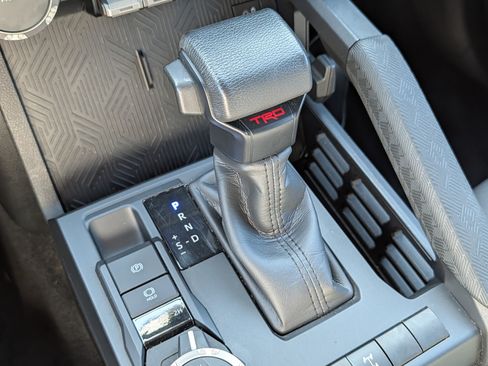 Used 2024 Toyota Tacoma TRD Off-Road AWD/4WD image 24