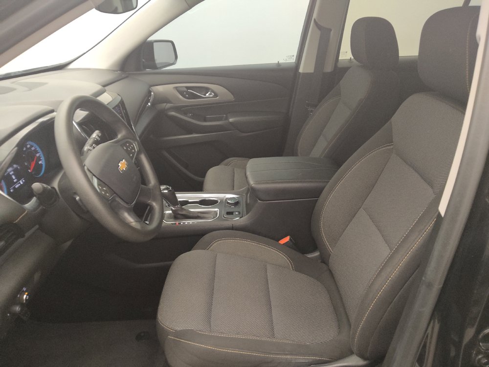 Used 2020 Chevrolet Traverse LS FWD image 17