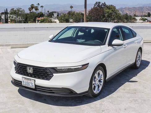 Certified 2024 Honda Accord LX image 3