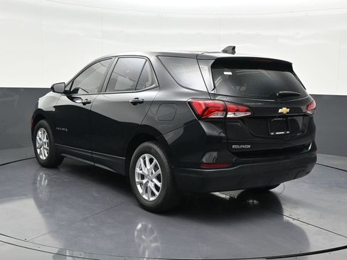 Used 2024 Chevrolet Equinox LS image 3