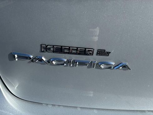 New 2026 Chrysler Pacifica Select FWD image 14