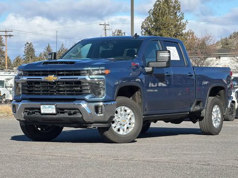 Used 2024 Chevrolet Silverado 2500 LT w/ All Star Edition image 2