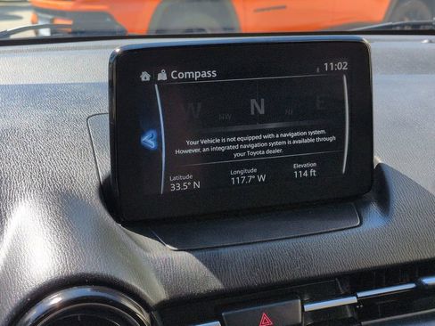 Used 2019 Toyota Yaris LE image 21