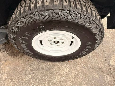 Used 2023 Ford Bronco Heritage Edition image 31