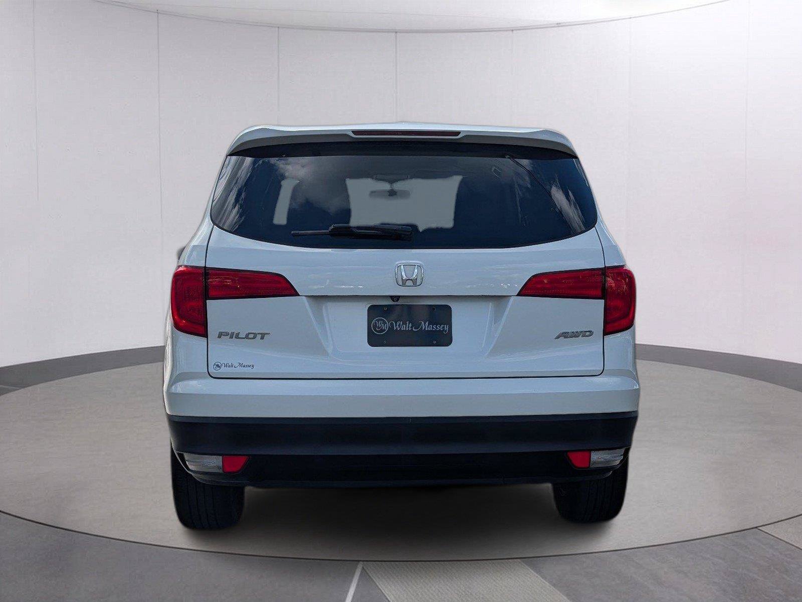Used 2017 Honda Pilot EX-L image 4