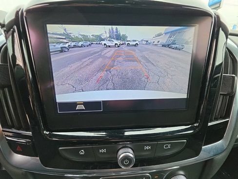 Used 2023 Chevrolet Traverse LT AWD/4WD image 18