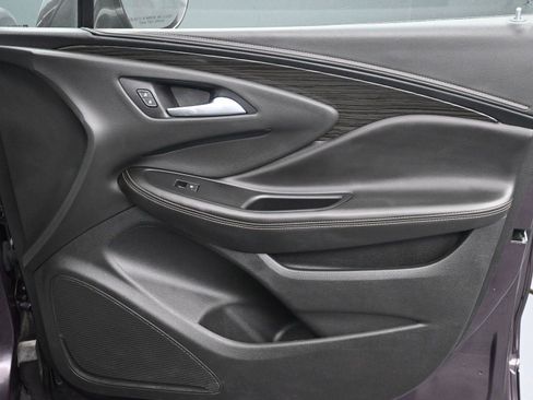 Used 2018 Buick Envision Essence image 8