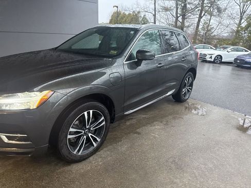 Used 2021 Volvo XC60 T8 Inscription Expression w/ Advanced Package AWD/4WD image 3