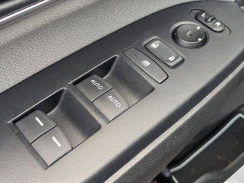 Used 2019 Honda CR-V EX image 13