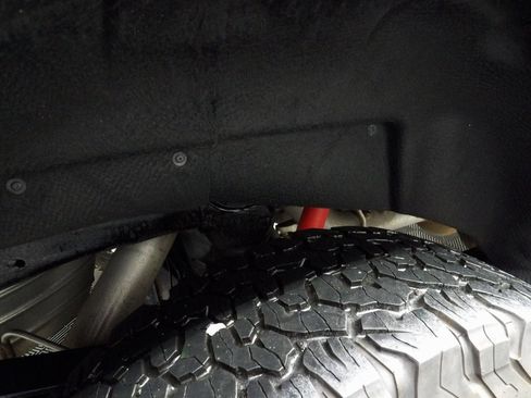 Used 2023 GMC Sierra 2500 AT4 w/ AT4 Preferred Package image 36