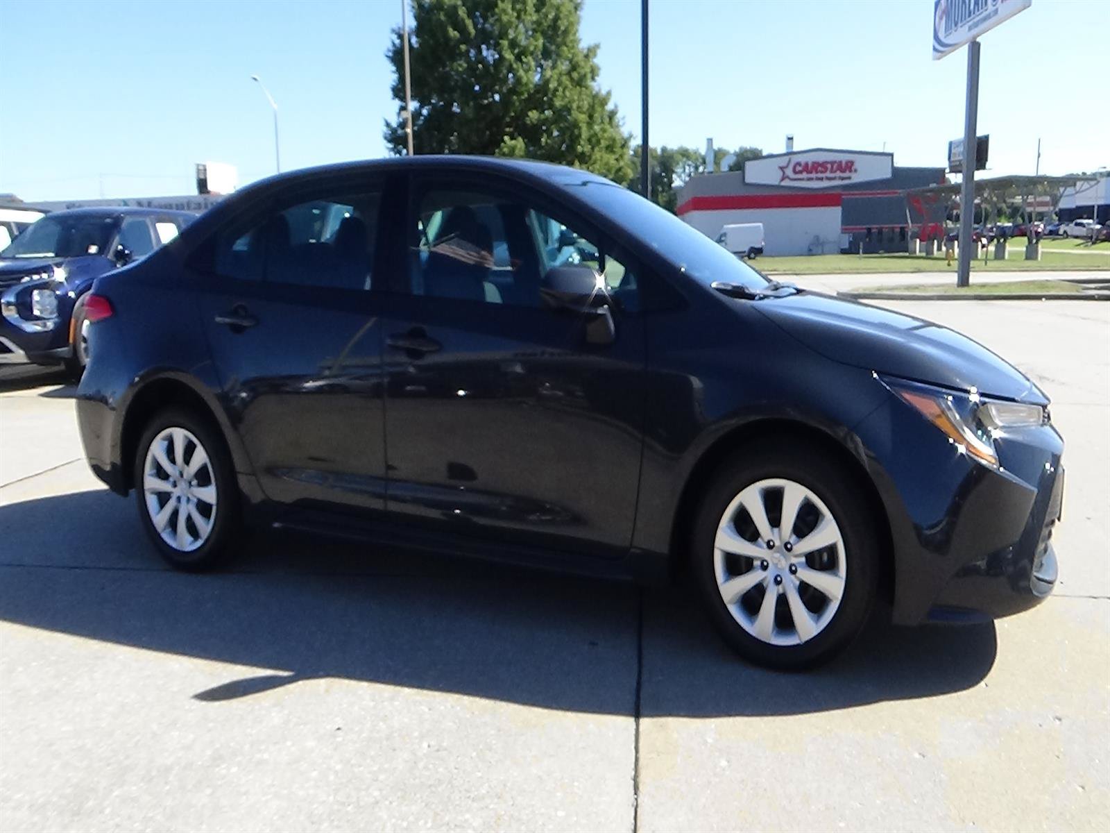Used 2026 Toyota Corolla LE FWD image 6
