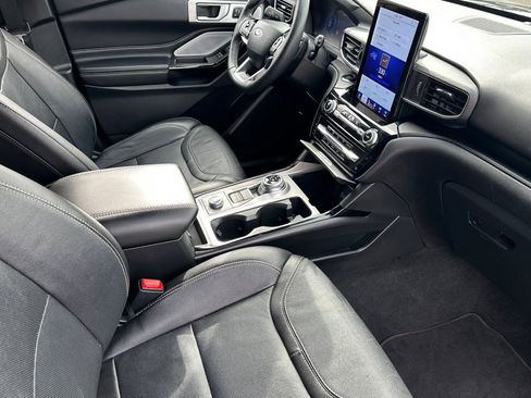 Used 2023 Ford Explorer ST w/ Equipment Group 401A image 16