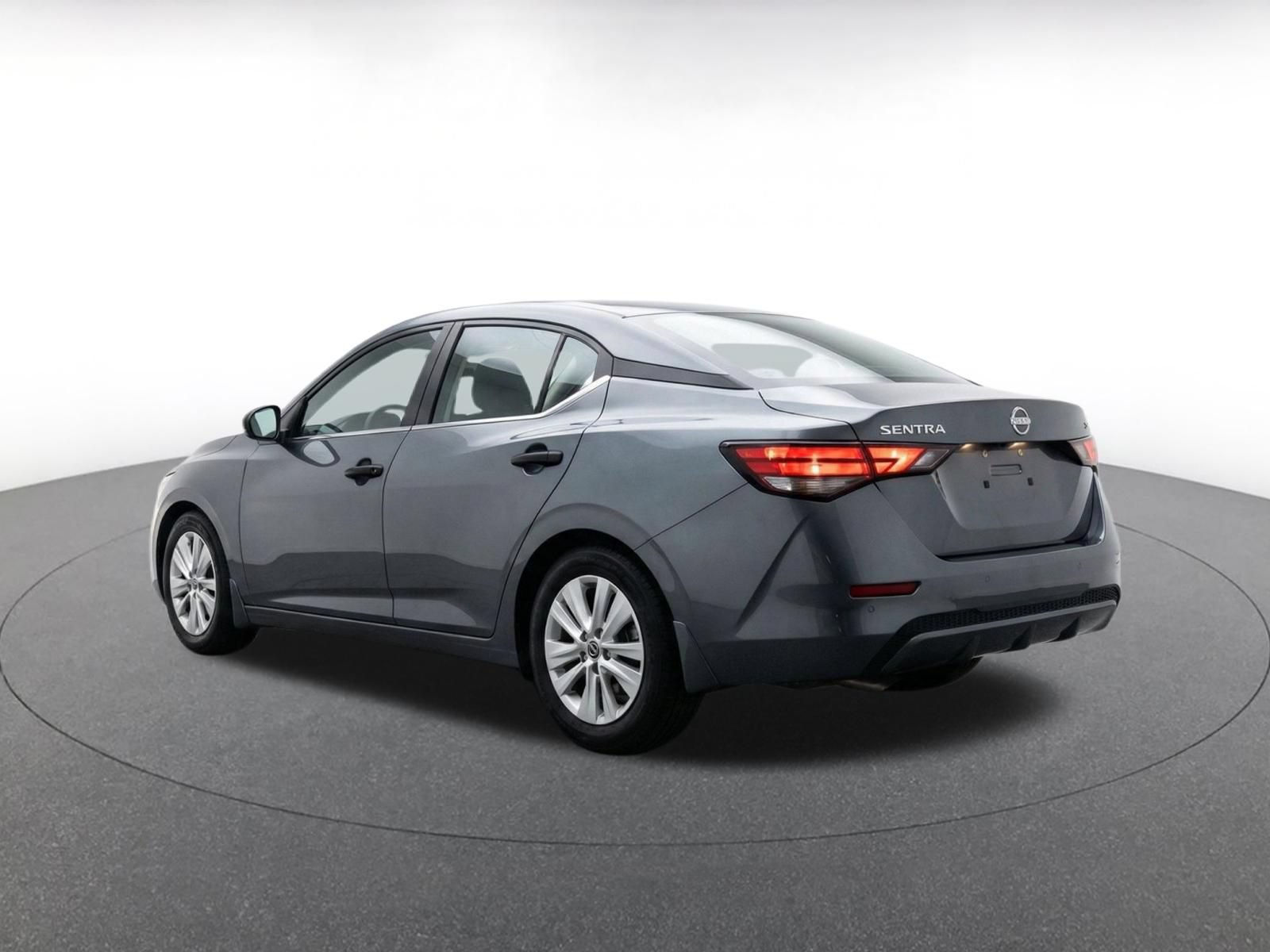 Used 2025 Nissan Sentra S FWD image 6