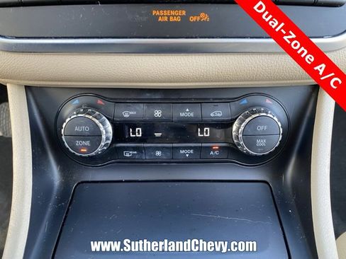 Used 2017 Mercedes-Benz GLA 250 4MATIC image 33