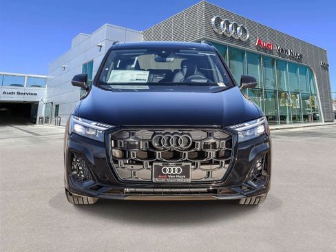 New 2026 Audi SQ7 Prestige image 2