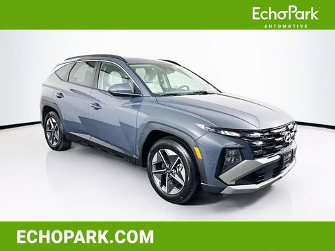 Used 2025 Hyundai Tucson SEL FWD image 1