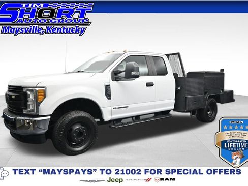 Used 2017 Ford F350 XL w/ Power Equipment Group AWD/4WD image 1