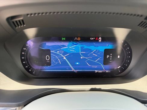 Certified 2024 Volvo XC60 B5 Plus w/ Climate Package AWD/4WD image 24