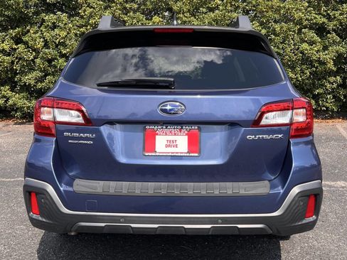 Used 2019 Subaru Outback 2.5i Limited image 6
