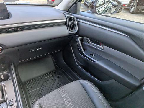 Used 2026 MAZDA CX-50 AWD 2.5 S w/ Preferred Pkg image 16