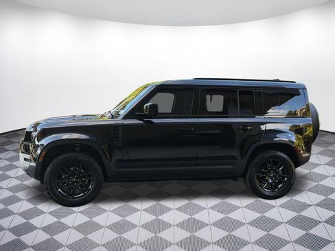 Used 2024 Land Rover Defender 110 S AWD/4WD image 2
