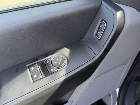 New 2025 Ford F250 XL w/ XL Chrome Package image 18