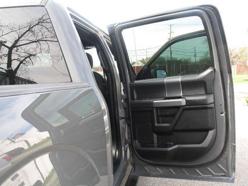 Used 2018 Ford F150 XLT w/ Equipment Group 302A Luxury image 17