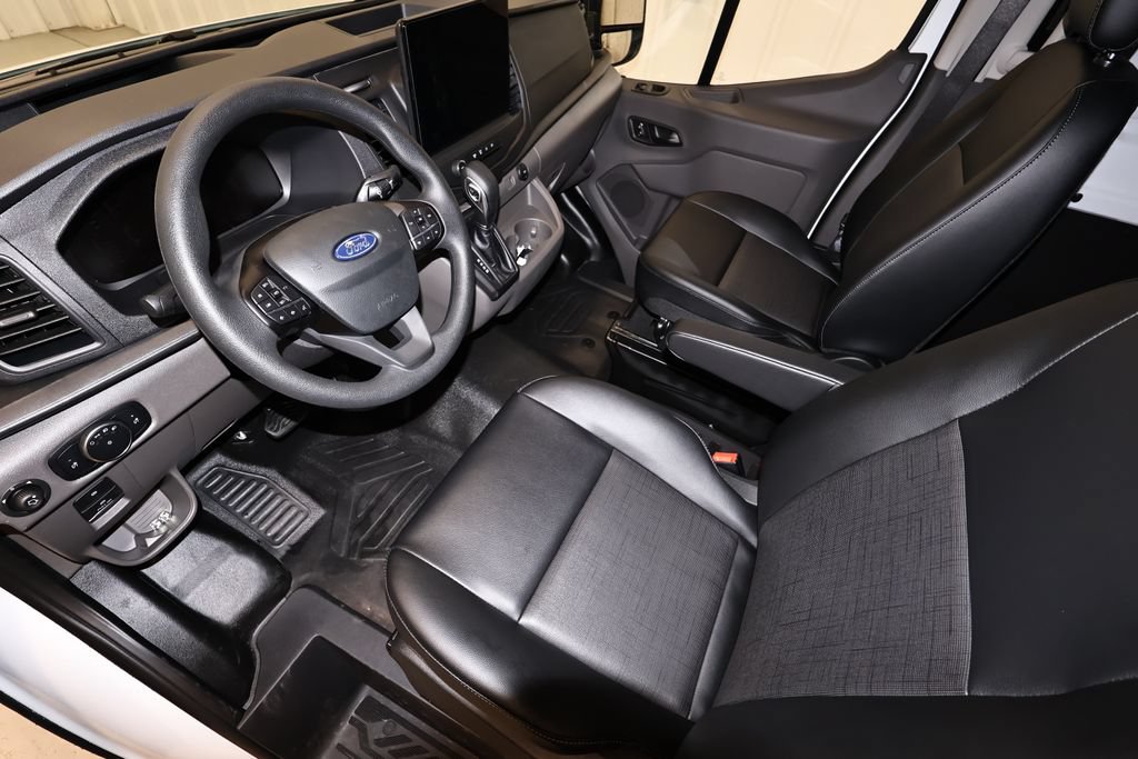 New 2026 Ford Transit 150 Low Roof w/ Load Area Protection Package RWD image 28
