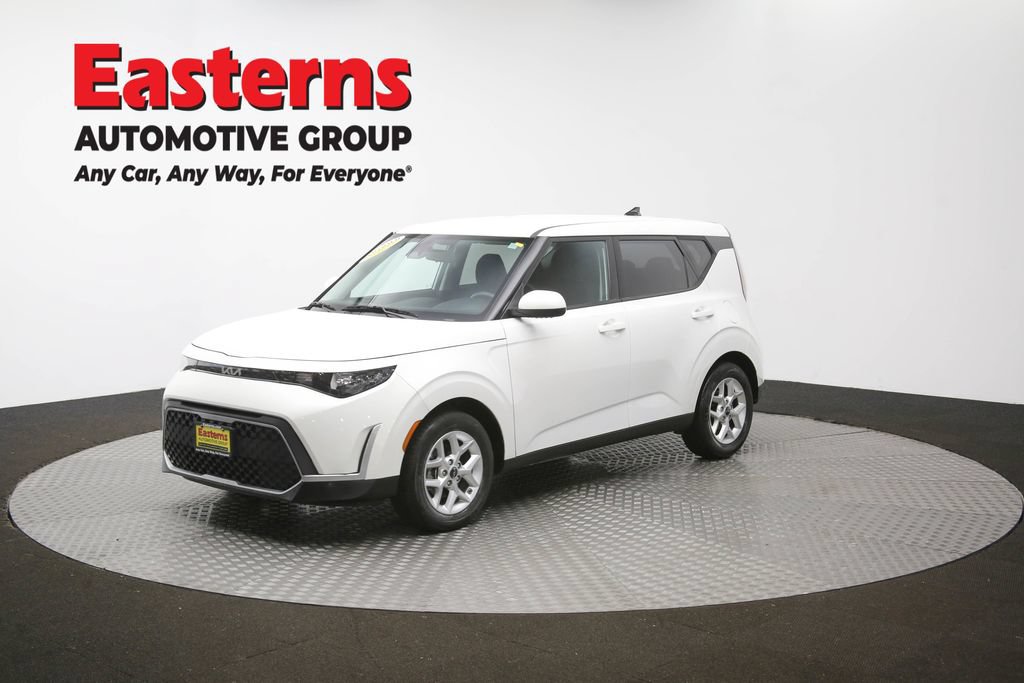 Used 2024 Kia Soul LX w/ Option Group 015 FWD image 56