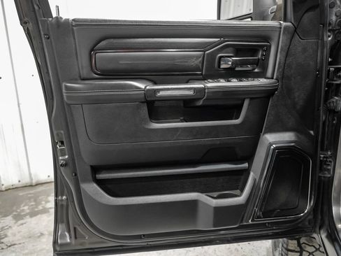Used 2024 RAM 3500 Limited AWD/4WD image 44