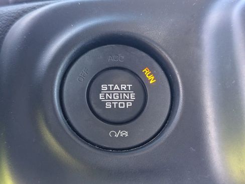 Used 2021 Jeep Wrangler Unlimited Rubicon 4xe w/ Cold Weather Group AWD/4WD image 21