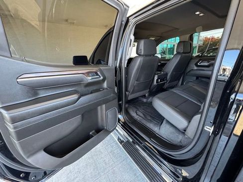 Used 2025 GMC Sierra 1500 SLT w/ SLT Premium Plus Package image 21