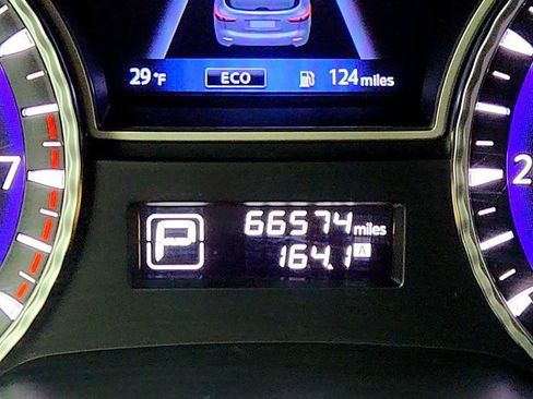 Used 2019 INFINITI QX60 Luxe w/ Essential Package image 16