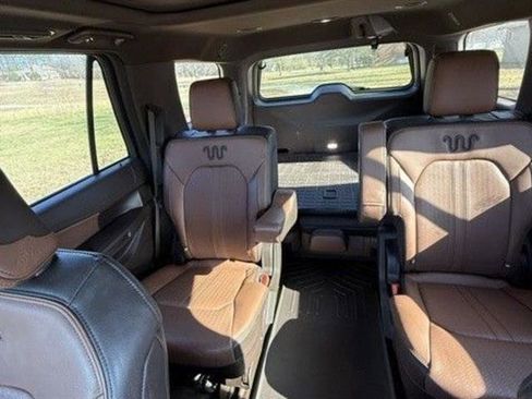 Used 2022 Ford Expedition King Ranch image 6