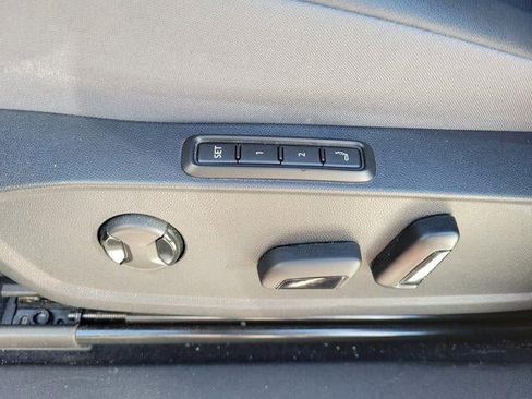 Used 2023 Volkswagen ID.4 Pro S AWD/4WD image 10