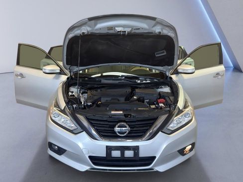 Used 2017 Nissan Altima 2.5 SL image 8