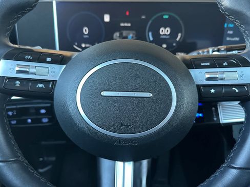 Used 2025 Hyundai Tucson SEL image 24