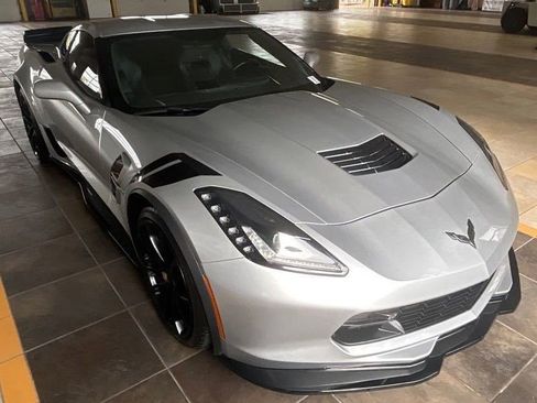 Used 2017 Chevrolet Corvette Grand Sport image 1