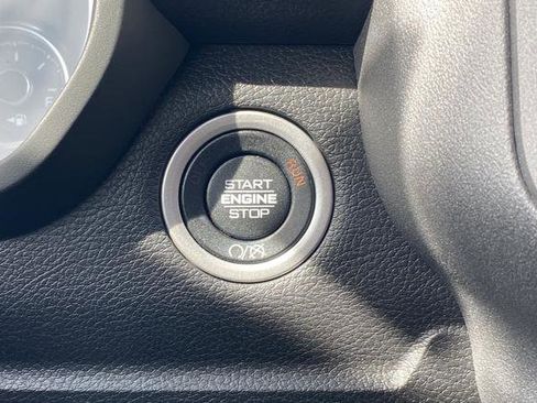 Used 2024 RAM 2500 Tradesman w/ Chrome Appearance Group image 16