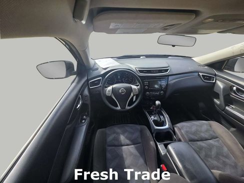 Used 2015 Nissan Rogue S AWD/4WD image 10