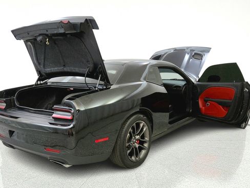 Used 2021 Dodge Challenger R/T Scat Pack w/ Plus Package RWD image 14