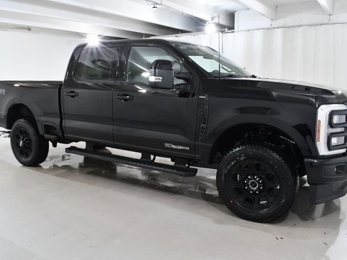 New 2026 Ford F350 Lariat w/ Black Appearance Package image 5