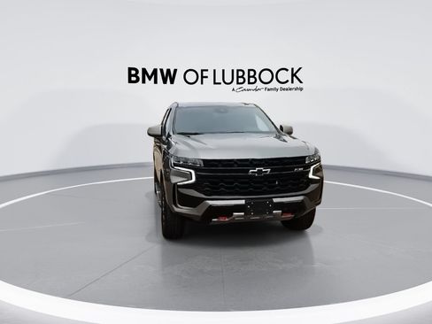 Used 2023 Chevrolet Tahoe Z71 w/ Luxury Package AWD/4WD image 2
