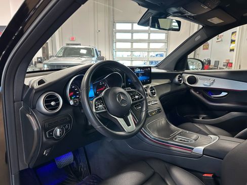 Used 2021 Mercedes-Benz GLC 300 image 14