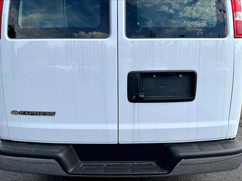 New 2025 Chevrolet Express 2500 w/ Driver Convenience Package image 26