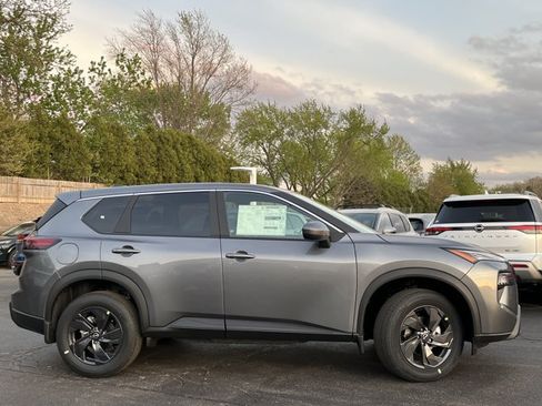 New 2026 Nissan Rogue SV w/ Cold Weather Package AWD/4WD image 5